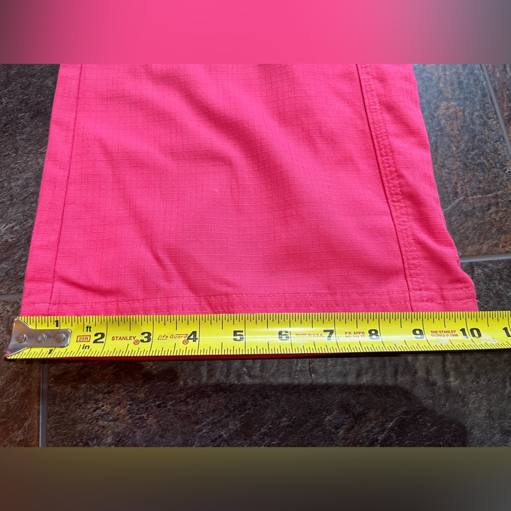 Women’s Carhartt watermelon pink textured scrub pant. Size medium - Picture 11 of 14